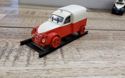 Citroën 2cv fourgonnette sncf
