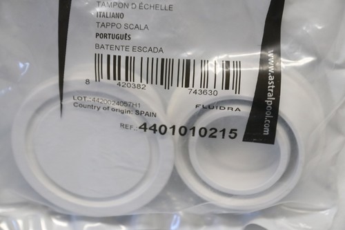 Bouchon échelle piscine - bouchon,