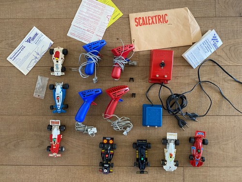 Lot scalextric transfo 4 - 2, transfo.,