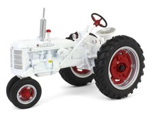 ERTL, FARMALL C Demonstrator Blanc - 75e Anniversaire - Collection Prestige, ...