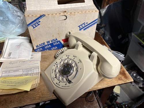 Vintage 1980 itt cream - vintage,
