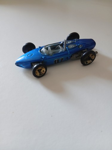 Voiture hot wheels ferrari 156 - voiture,