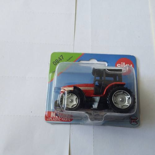 Siku 0847 tracteur massey - siku,