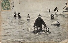 Old postcard Lecon de Natation (1257720)