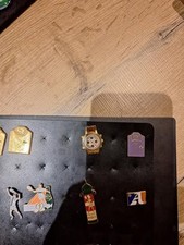 Pin's Roland Garros 1988 - LACOSTE polo Violet - Arthus Bertrand