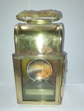 Lanterne ancienne à main en