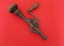 ANCIENNE CHIGNOLE. EBENISTE