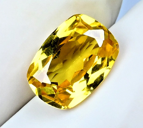 Saphir naturel jaune - saphir,