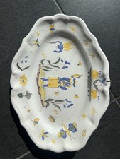 PLAT EN FAÏENCE Années 1920.