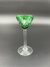 1 VERRE À LIQUEUR DE COULEUR EN CRISTAL DE SAINT-LOUIS VERT Modèle MASSENET 