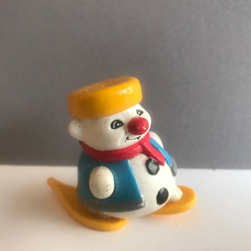 Ancienne figurine plastique - ancienne, ms