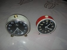 2 anciens réveils Jaz