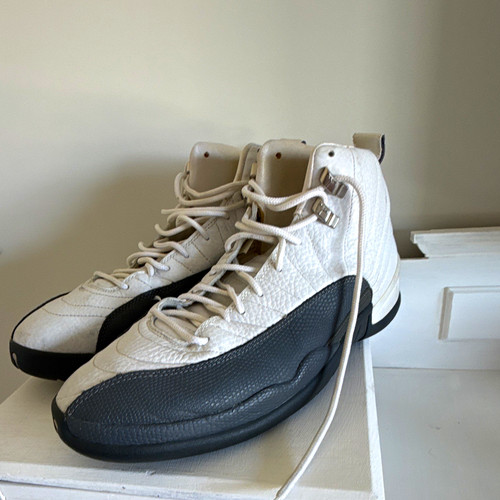 Air jordan xii - air,