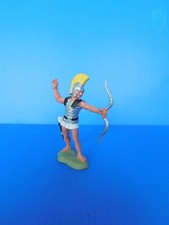 BRITAINS: ANTIQUITY: GREECE SOLDIER IN COMBAT