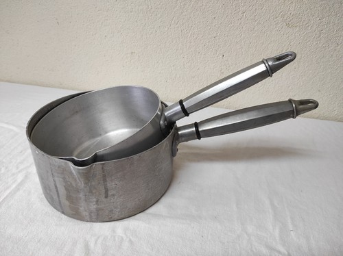 Anciennes casseroles en - 2,