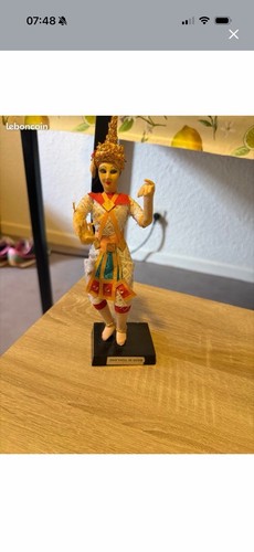 Figurine danseuse