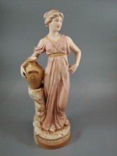 Beau Ancien Royal Dux