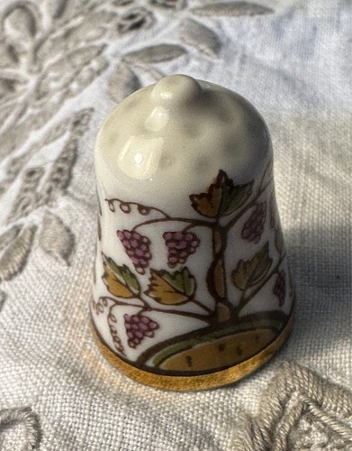 Dé coudre porcelaine - en,