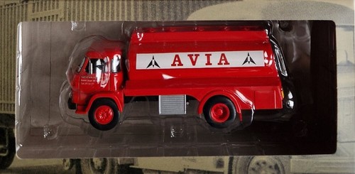 Ixo camions d - 1/43,