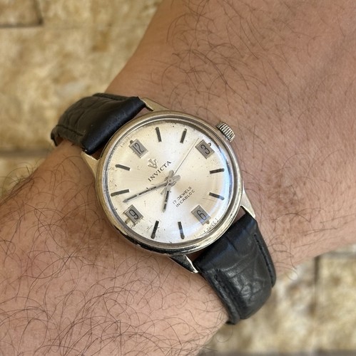 Montre classique suisse