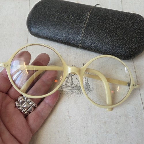 Lunettes anciennes rondes - lunettes,