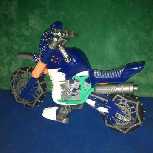Moto action man - snow, motorbike