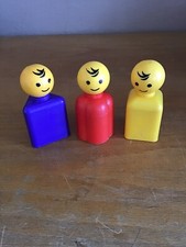 BERCHET Vintage . Jouet  3 Figurines Pour Maison Trieur