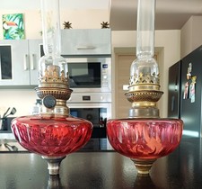 lampes à pétrole Baccarat, réservoirs Baccarat de lampes à pétrole, toupies.