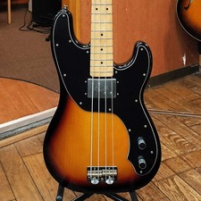 Squier lassic Vibe Telecaster Bass