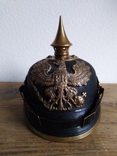 Casque à pointe pickelhaube