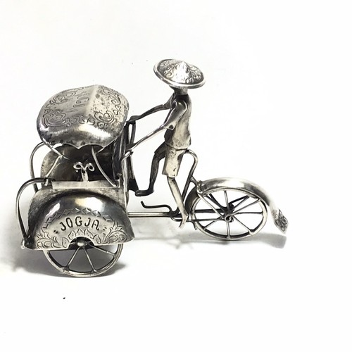 Ancienne statuette figurine - statuette,