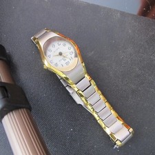 Montre très originale pour