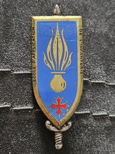 Insigne militaire école - insigne,