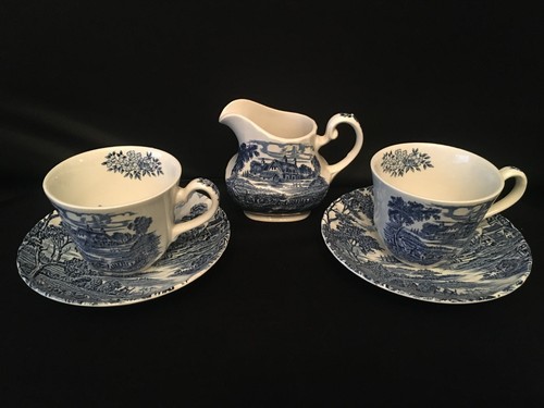Tasses crémier sous - tasses,