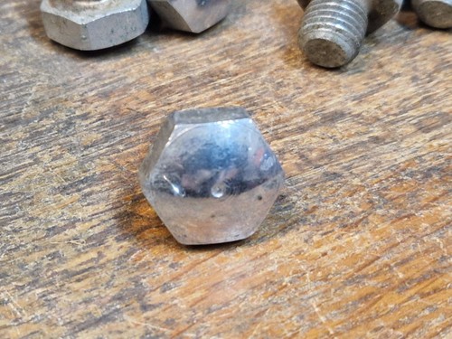 Nos vis enjoliveur renault 15 - renault,