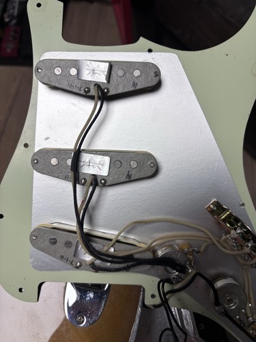 Fender custom shop - fender, ‘69’