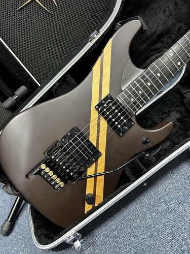 Electric guitar washburn - guitar,