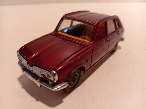 Corgi toys renault r16 - gb,