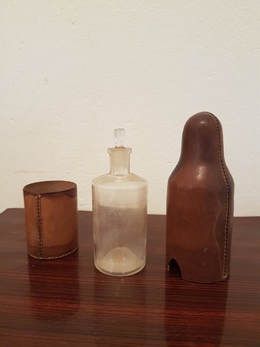 Rare ancien flacon pharmacie