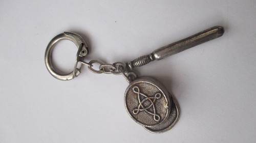 Porte clé années képi - porte, 60,