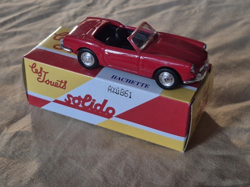 Voiture miniature triumph - voiture,