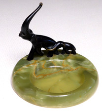 VINTAGE ART DECO BRONZE & ONYX ELEPHANT & BABY ASHTRAY