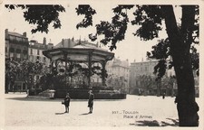 83 TOULON PLACE D'ARMES -