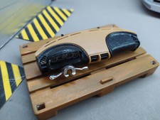 1/18 Beige BMW Z3 M Roadster Bburago Dashboard