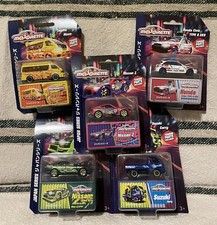 Lot 5 Miniatures Majorette