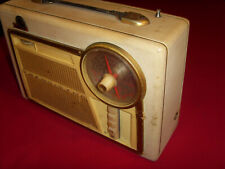 Ancien poste transistor radio