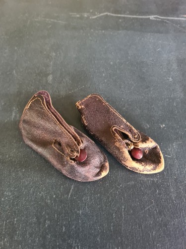 Chaussures anciennes cuir - anciennes,