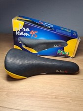 Pièces de vélo rétro vintage neuves dans leur boîte NOS Selle Italia Saddle P...