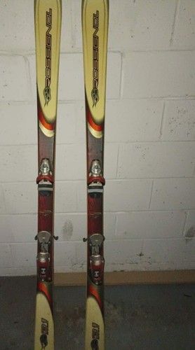 Paire skis rossignol - de,