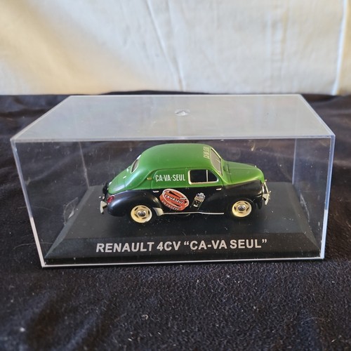 Renault 4cv va seul - -,